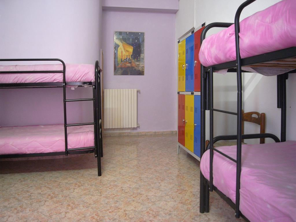 Hostel California Milano Eksteriør bilde
