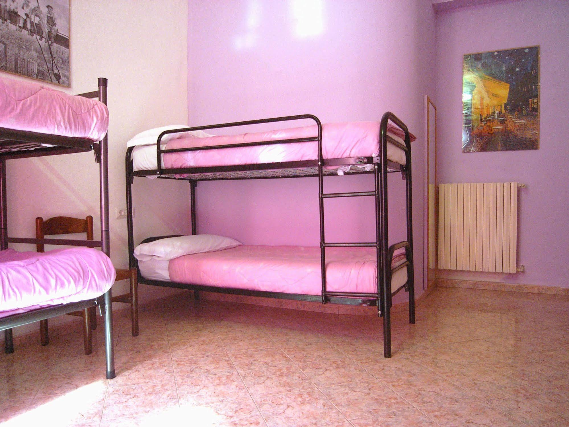 Hostel California Milano Eksteriør bilde
