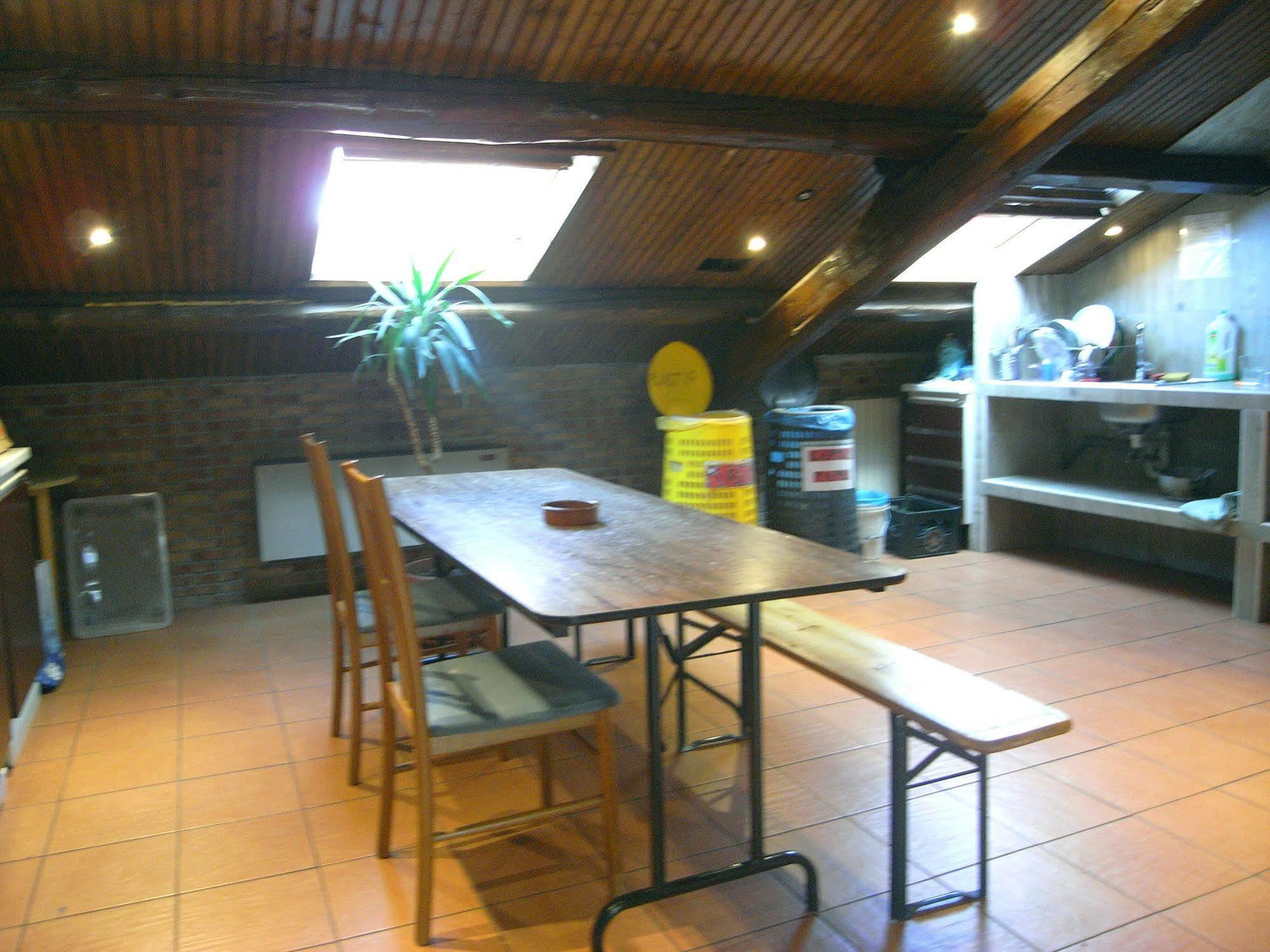 Hostel California Milano Eksteriør bilde