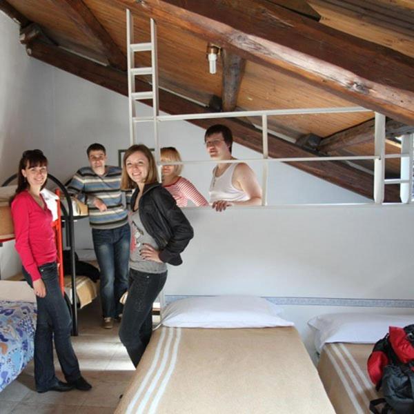 Hostel California Milano Eksteriør bilde